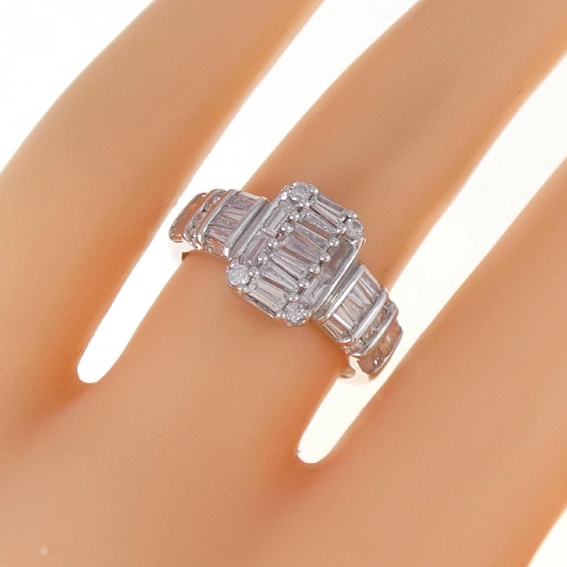 Nhẫn kim cương K18WG 1.10CT 672984