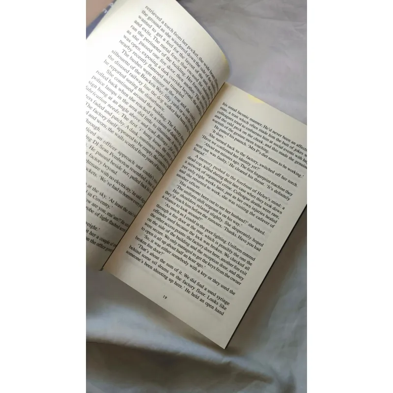 Ngoại văn cũ – A Deathly Silence (Jane Isaac) | Bìa mềm 748431