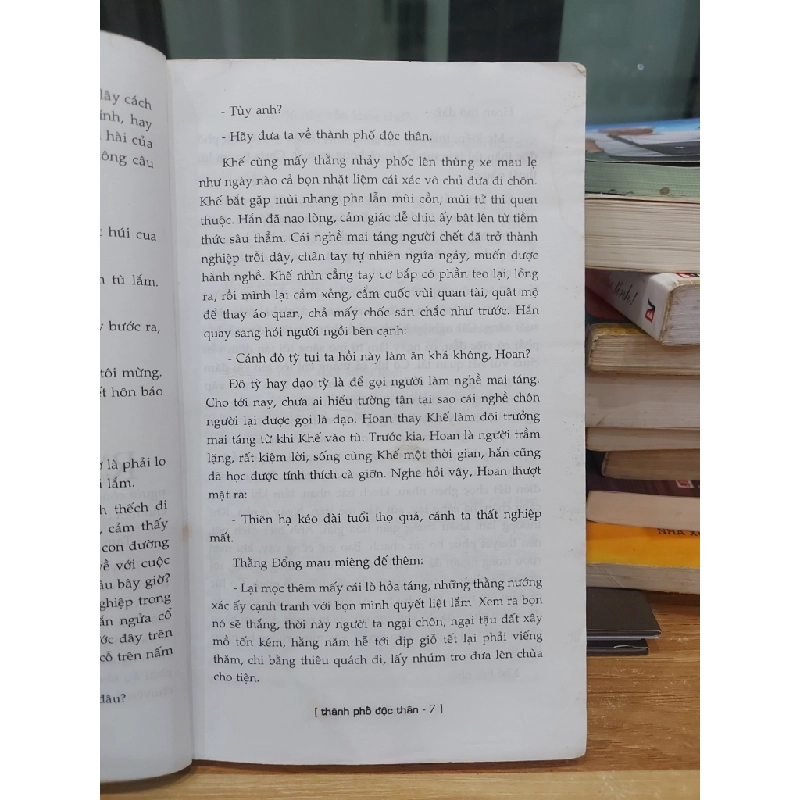 Thanh niên độc thân – NGUYỄN QUỐC TRUNG 552942