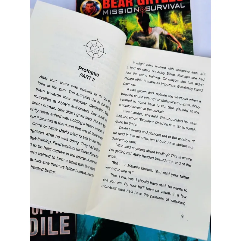 Sách nhập trung - Bear Grylls Mission Survival 8 Books Set, nhiệm vụ sống còn 8 cuốn 937431