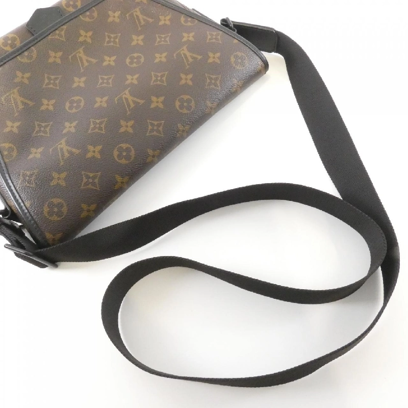Túi đeo chéo Louis Vuitton Monogram Macassar Magnetic Messenger M45557 611038
