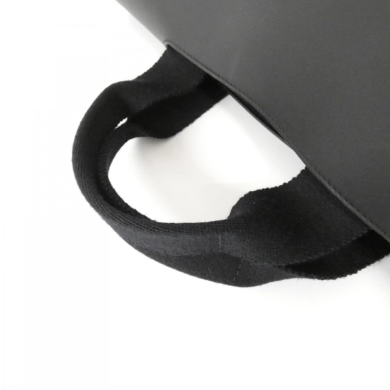 Túi Hermes Valparaiso MM 200219M 614217