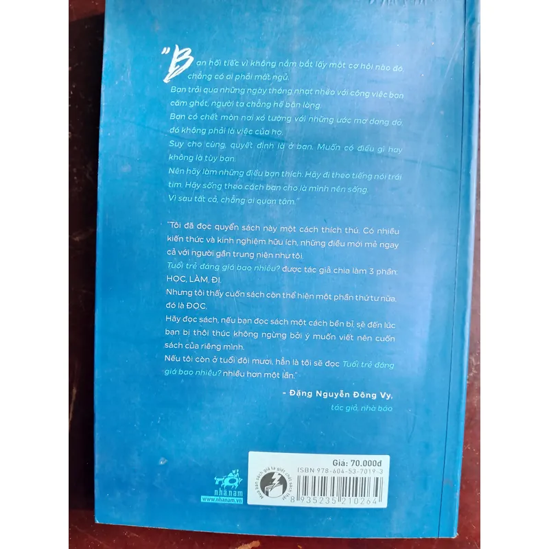 Tuổi trẻ đáng giá bao nhiêu 720341