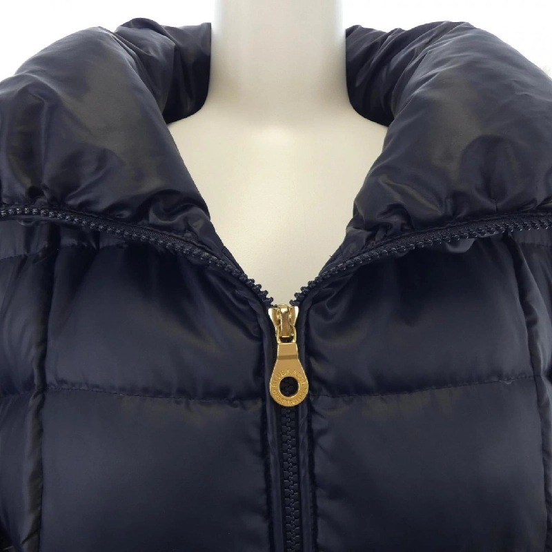 Áo khoác lông vũ BLUE LABEL CRESTBRIDGE 630291