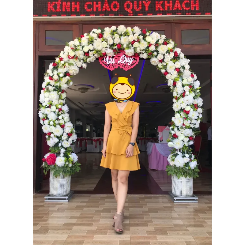 Váy vàng bèo tầng Charmo 778870