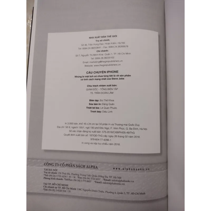 Sách: Câu chuyện IPhone - TG: Brian Merchant (Bìa cứng) 733211