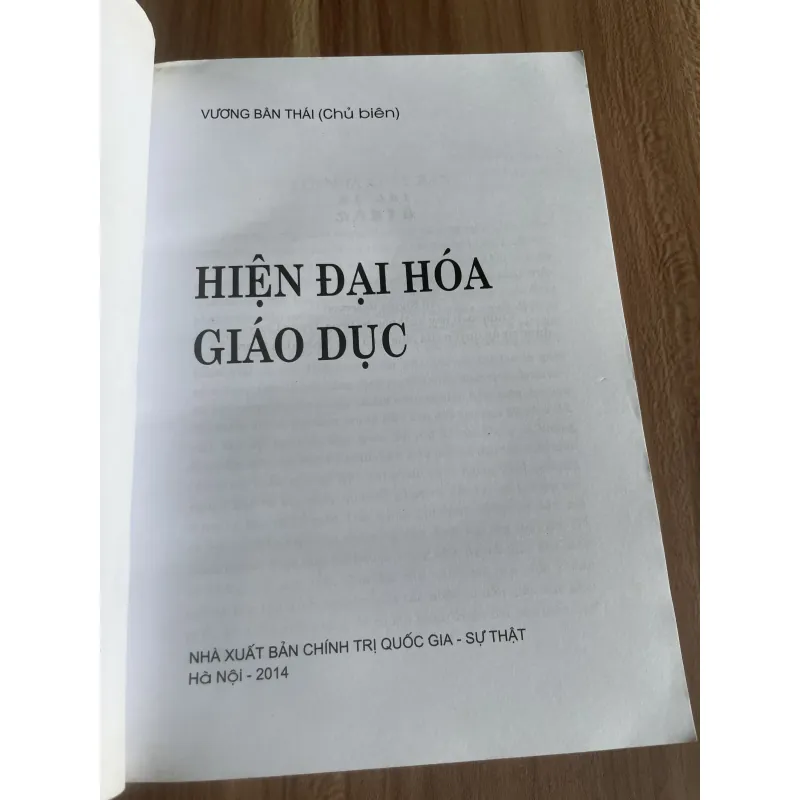VƯƠNG BÁN THÁI (Chủ biên) HIỆN ĐẠI HÓA GIÁO DỤC 750491