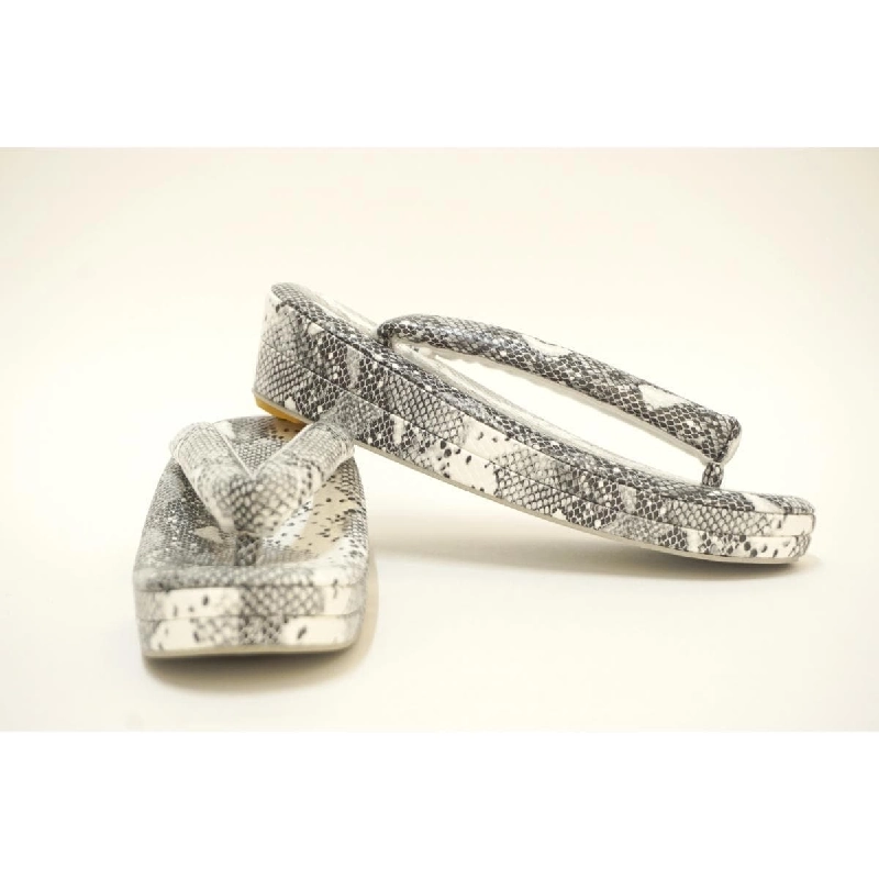 Bộ túi và dép Zori kích thước F - Hàng hiệu Authentic 878844