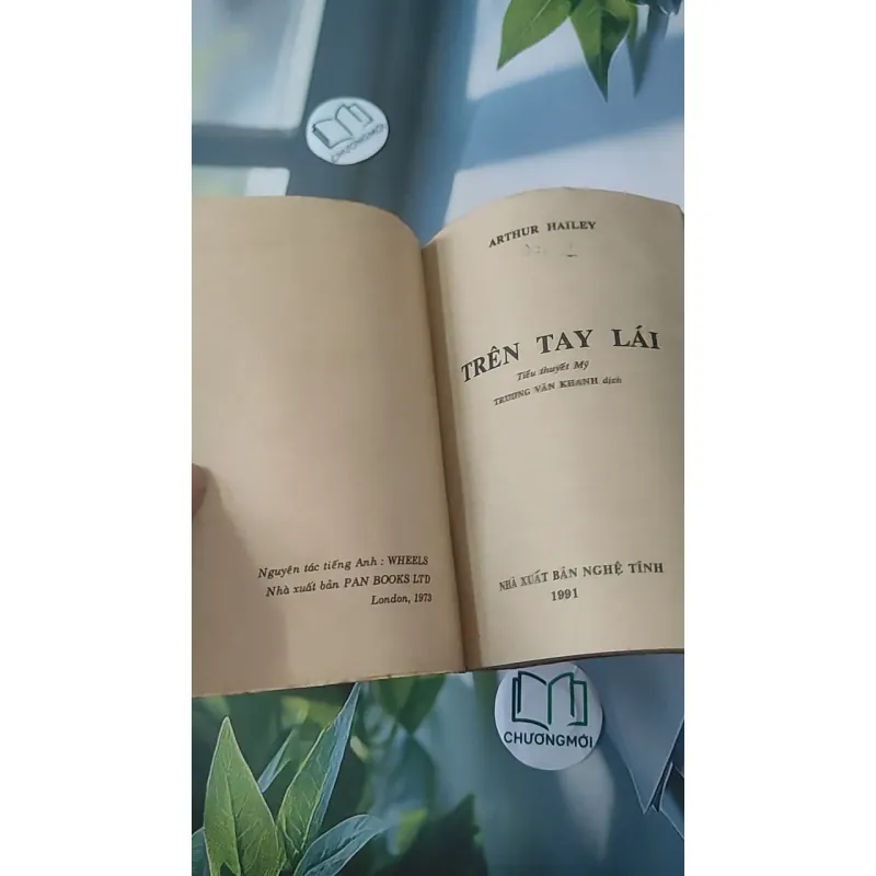 [XƯA] Trên Tay Lái (1991) - Arthur Hailey 997759