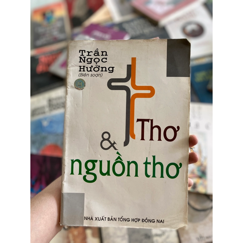 Thơ và Nguồn thơ 314991