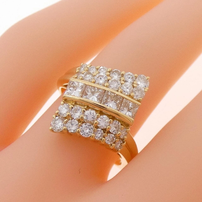 Nhẫn kim cương K18YG 1.35CT 668490