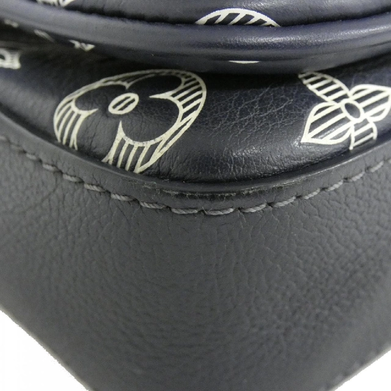 Túi xách đeo chéo Louis Vuitton Monogram Shadow Trio M24753 - Hàng hiệu chính hãng 767937