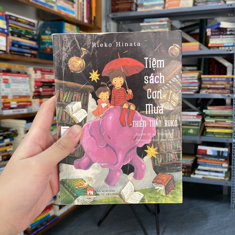 Tiệm sách cơn mưa-thiên thần ruko -Rieko Hinata 529274