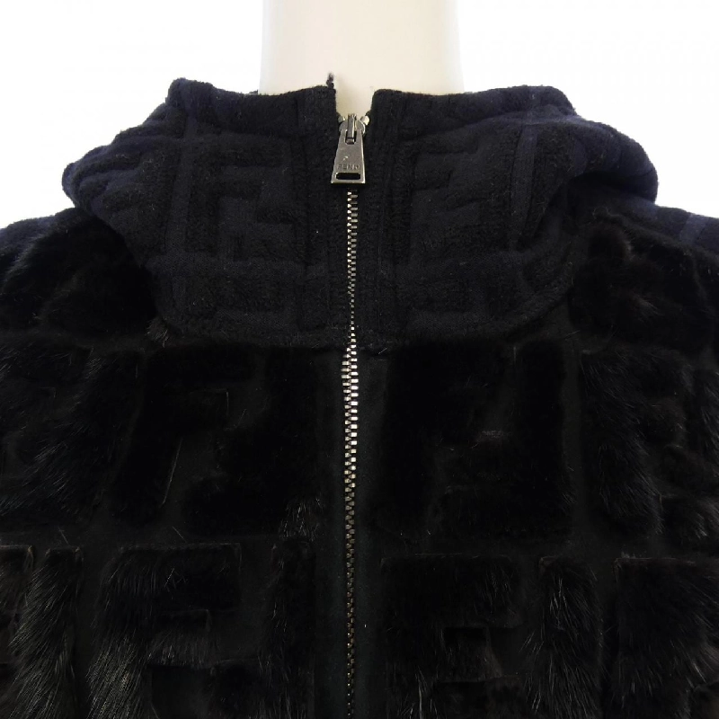 FENDI FF FNE59H A1Y1 Áo khoác - Hàng hiệu Chính hãng 811725