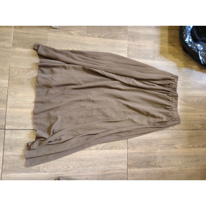 Combo 3 món , đầm, jump, chân váy size M, L  504417