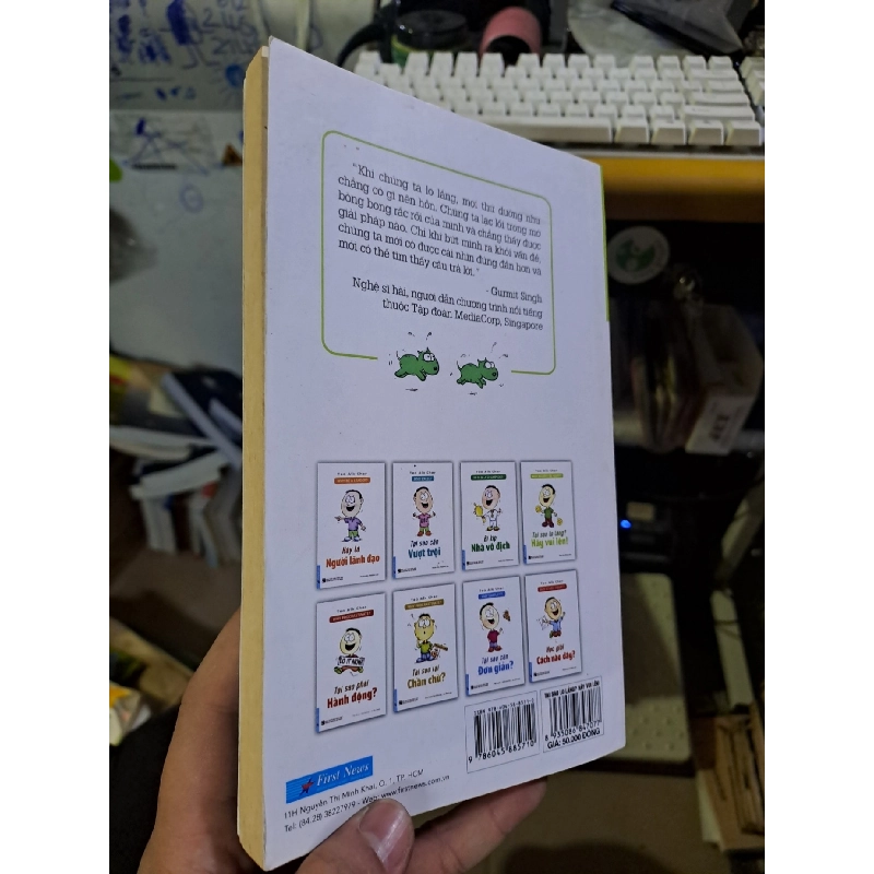 Tại sao lo lắng? hãy vui lên! mới 80% ố, mất trang thông tin xuất bản KỸ NĂNG HCM1709 919579