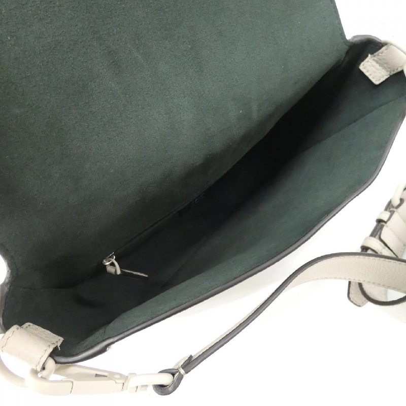 Túi xách Fendi Baguette Messenger Medium 7VA537 AG0L 612798