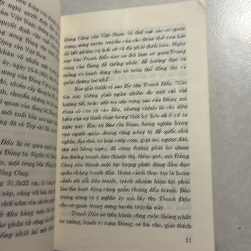 Sơ thảo lịch sử 50 năm làm báo Nhân Dân 736571
