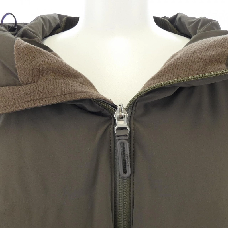 Áo khoác lông vũ DESCENTE 637525