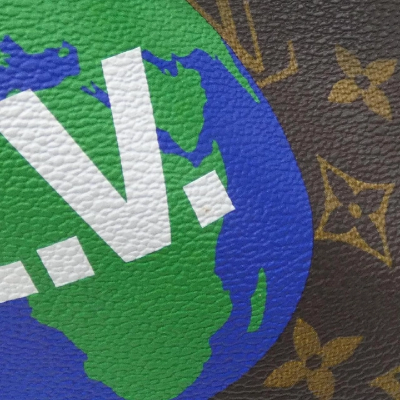 Túi đeo chéo logo Monogram Louis Vuitton 2019PF M44625 608571