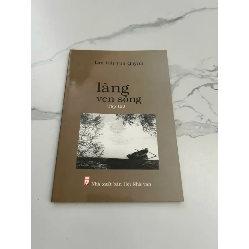 Làng ven sông (Tập thơ) -Thu Quỳnh 602161