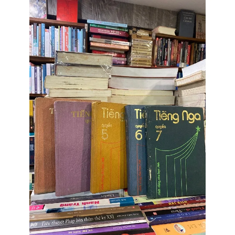 Tiếng Nga - Sách dành cho học sinh 509326