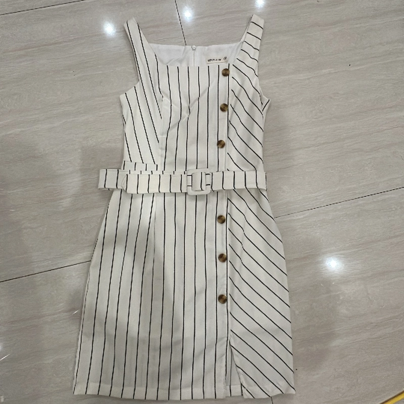 vay chu A cổ vuông Couple size S, 50kg, cao 1m6 mặc vừa 332546