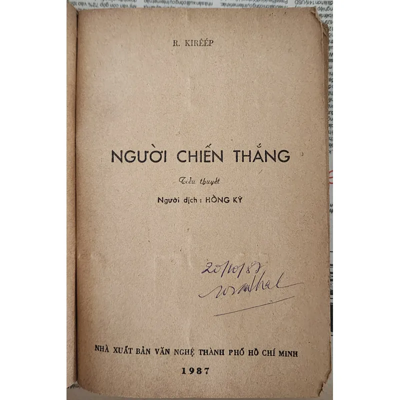 Tiểu thuyết tự thú NGƯỜI CHIẾN THẮNG - Ruxlan Kireep 727128
