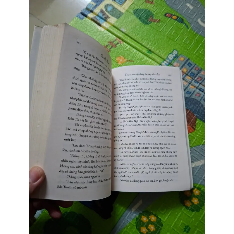 Cô gái năm ấy chúng ta cùng theo đuổi 784284