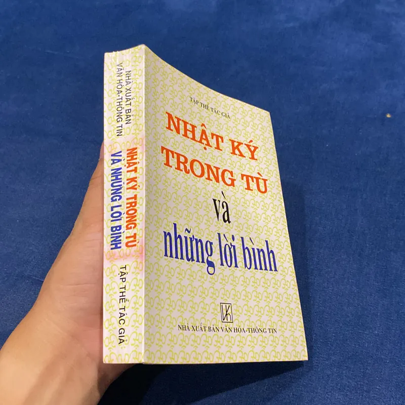 NHẬT KÝ TRONG TÙ VÀ NHỮNG LỜI BÌNH (XB 2001) 593580