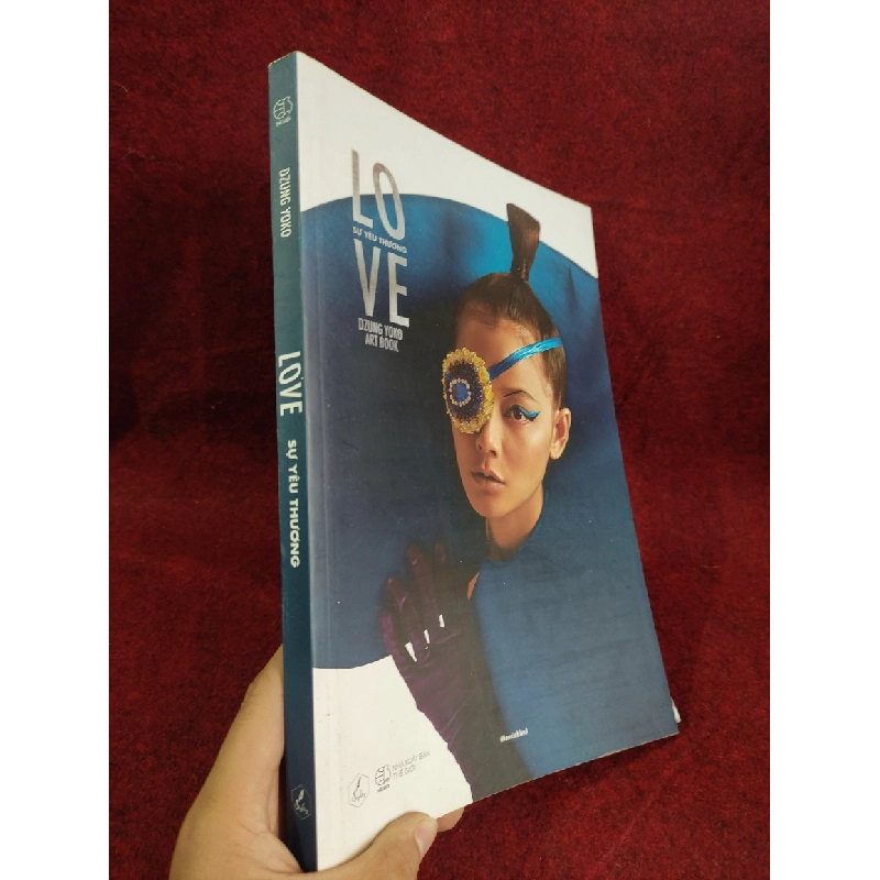 Love sự yêu thương artbook mới 80% 41028