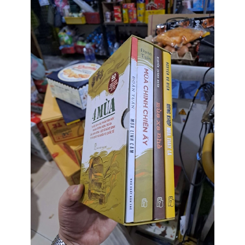 (Bộ 4 Cuốn) - 4 Mùa - Đoàn Tuấn, Nguyễn Thành Nhân, Nguyễn Vũ Điền - mới 90% - VĂN HỌC - HMT3012 924650