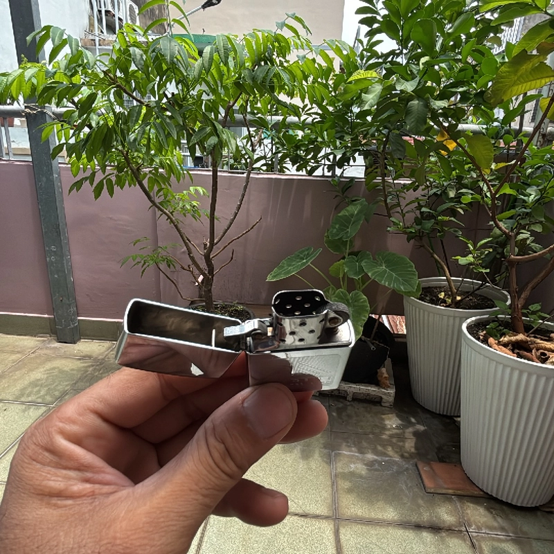 Hộp quẹt zippo 2004 made in Usa 450846