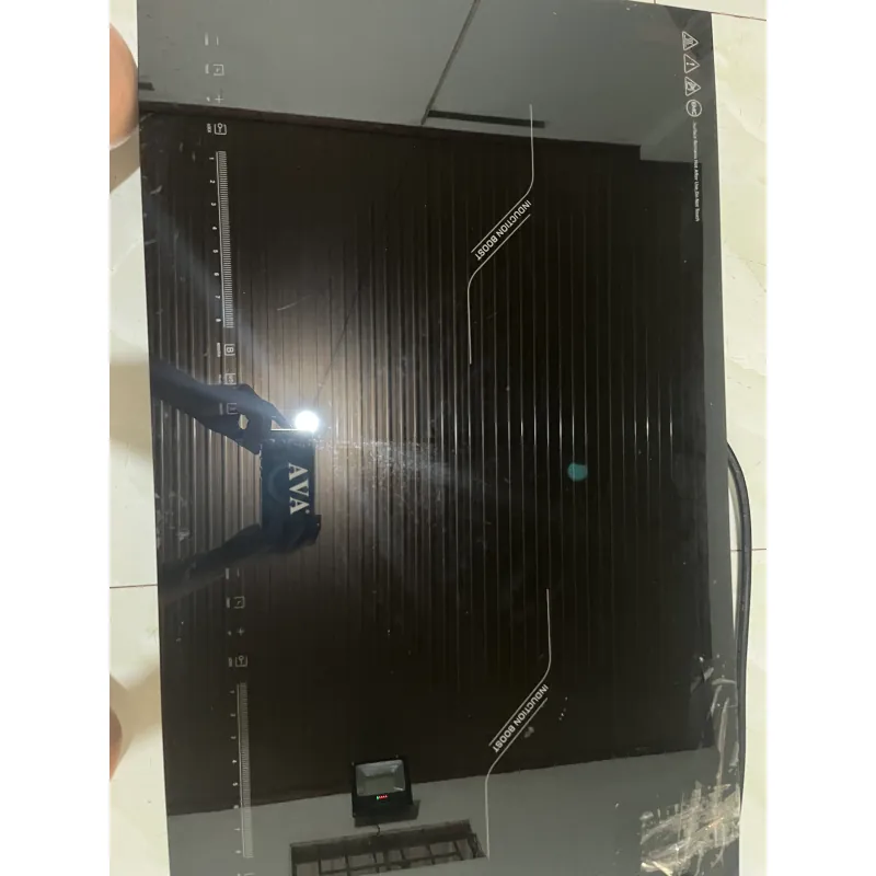 Bếp điện từ 2 ngăn còn mới tinh nứt nhẹ không ảnh hưởng 780658