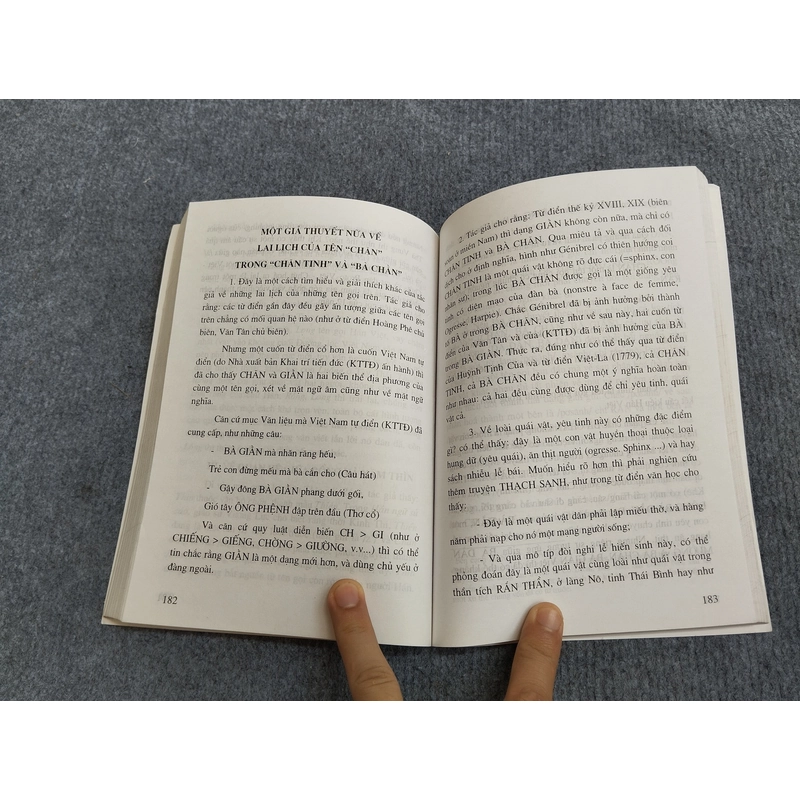 VIỆT NGỮ HỌC DƯỚI ÁNH SÁNG. CÁC LÝ THUYẾT HIỆN ĐẠI 549876