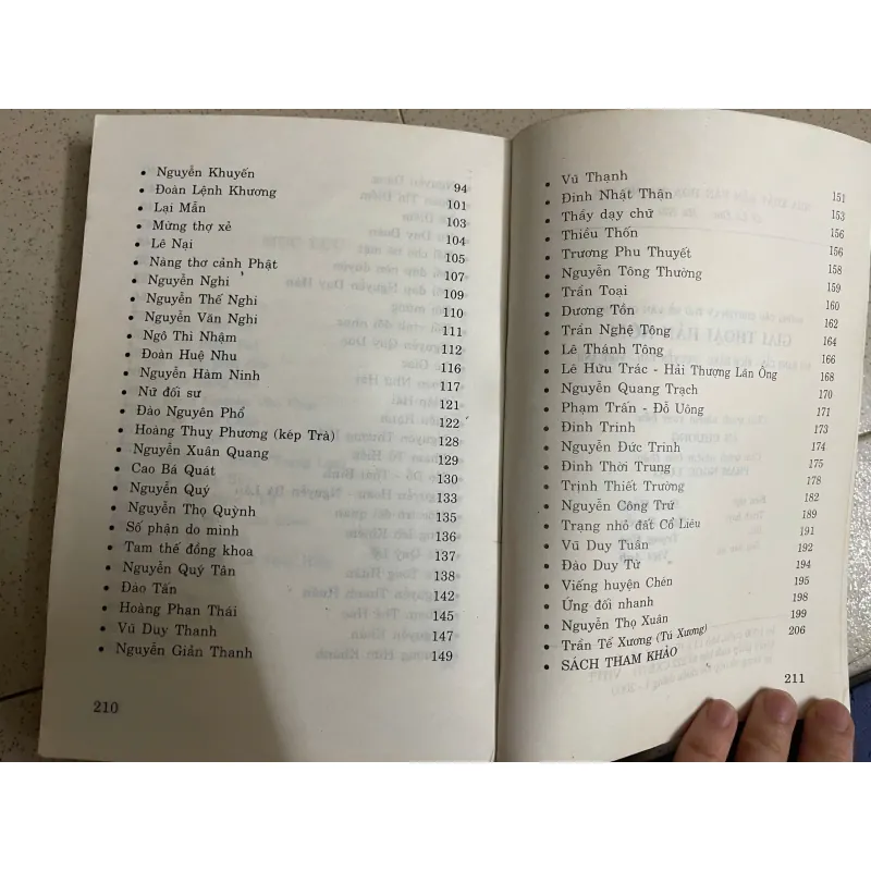 COMBO 2 CUỐN SÁCH GIAI THOẠI VIỆT NAM: HÁN NÔM & TRẠNG CƯỜI 753122