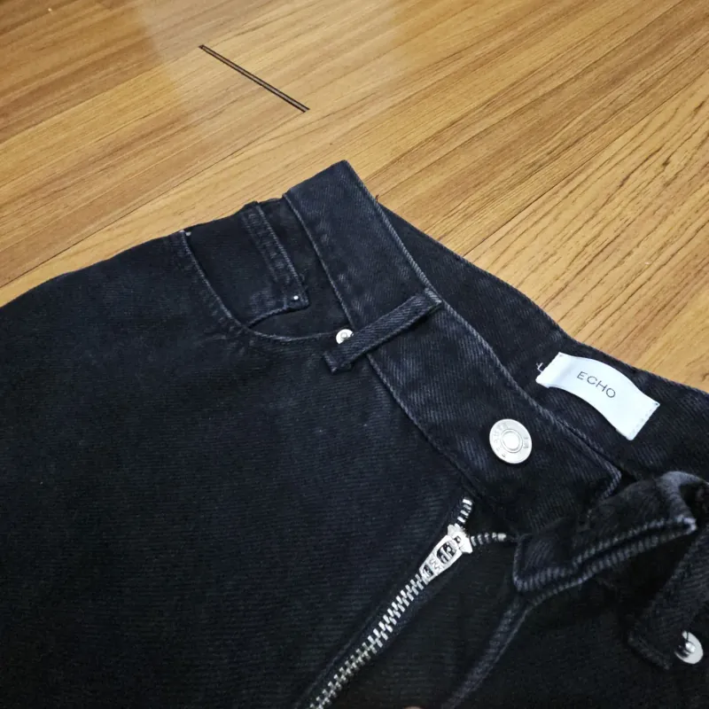 Quần jeans đen ống rộng 1031658