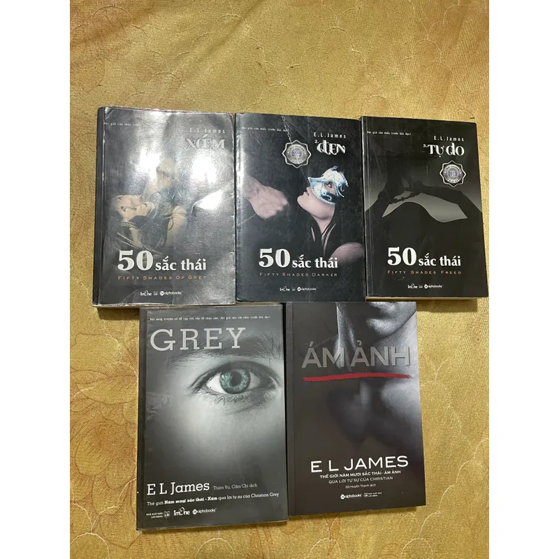 TRỌN BỘ 50 SẮC THÁI (5 TẬP)- E. L. JAMES 557013