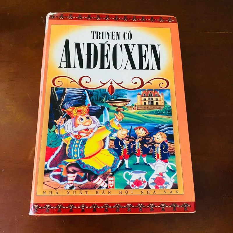 Truyện cổ Anđécxen  502304