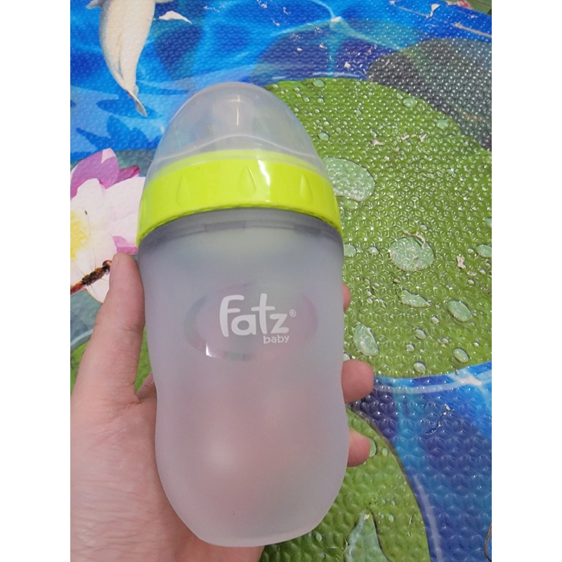 Bình sữa silicon Fatz baby size M 180ml và size L 240ml 312999