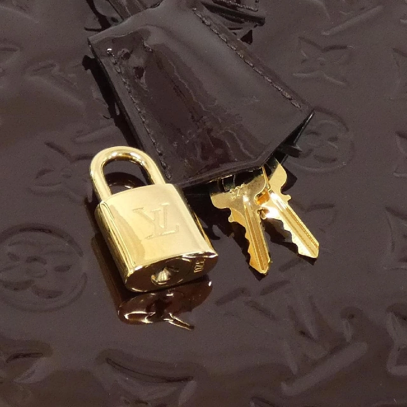 Túi Louis Vuitton Vernis Alma PM M91611 618137