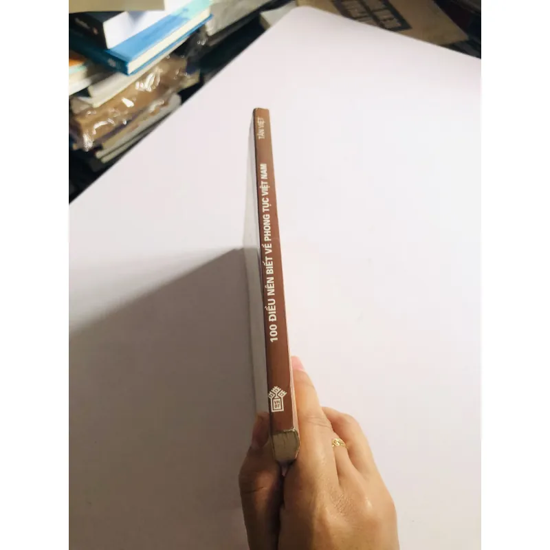 100 ĐIỀU NÊN BIẾT VỀ PHONG TỤC VIỆT NAM  758105