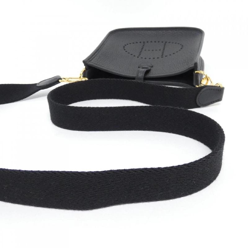 【Sản phẩm chưa sử dụng】Túi xách vai Hermès Evelyne Amazon 16cm 069426CC 611122