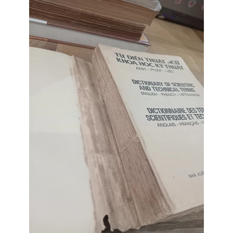 Từ điển thuật ngữ khoa học kỹ thuật (Anh-Pháp-Việt) 783738