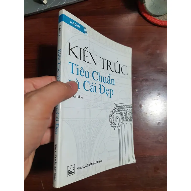 Kiến trúc tiêu chuẩn và cái đẹp 563263
