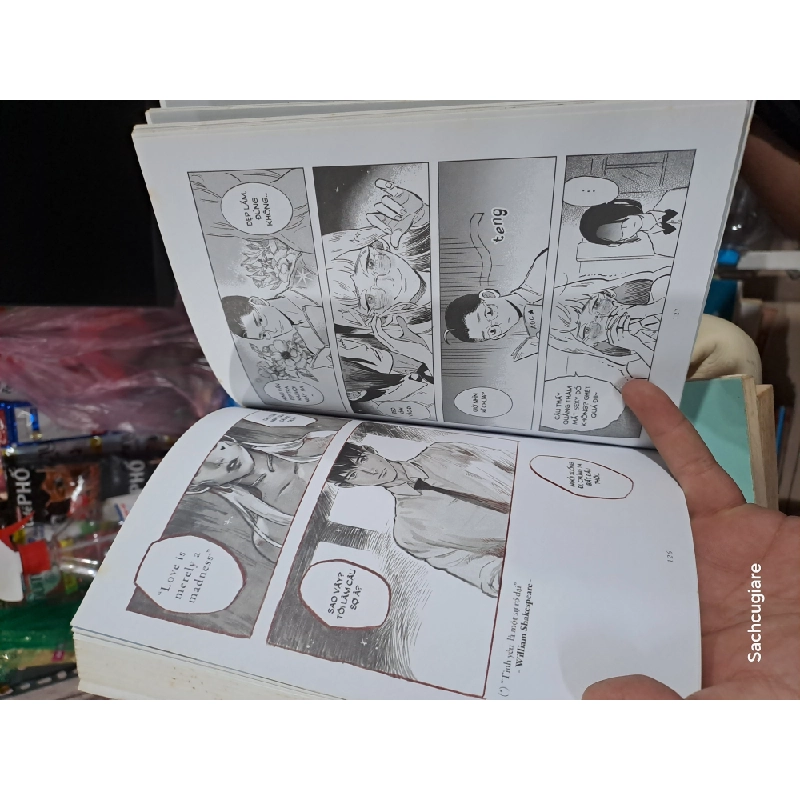 2 Awkward 2 cute 2017 mới 80% ố nhẹ (Truyện tranh ) HCM1804 1022000