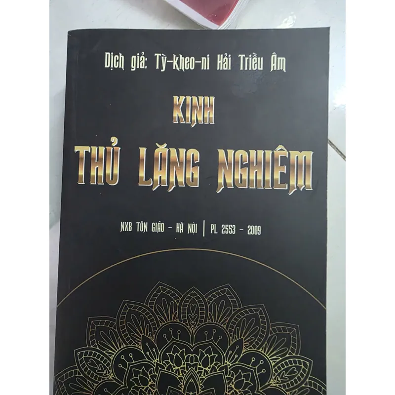 SÁCH KINH THỦ LĂNG NGHIÊM - SƯ BÀ HẢI TRIỀU ÂM 200K 1052602