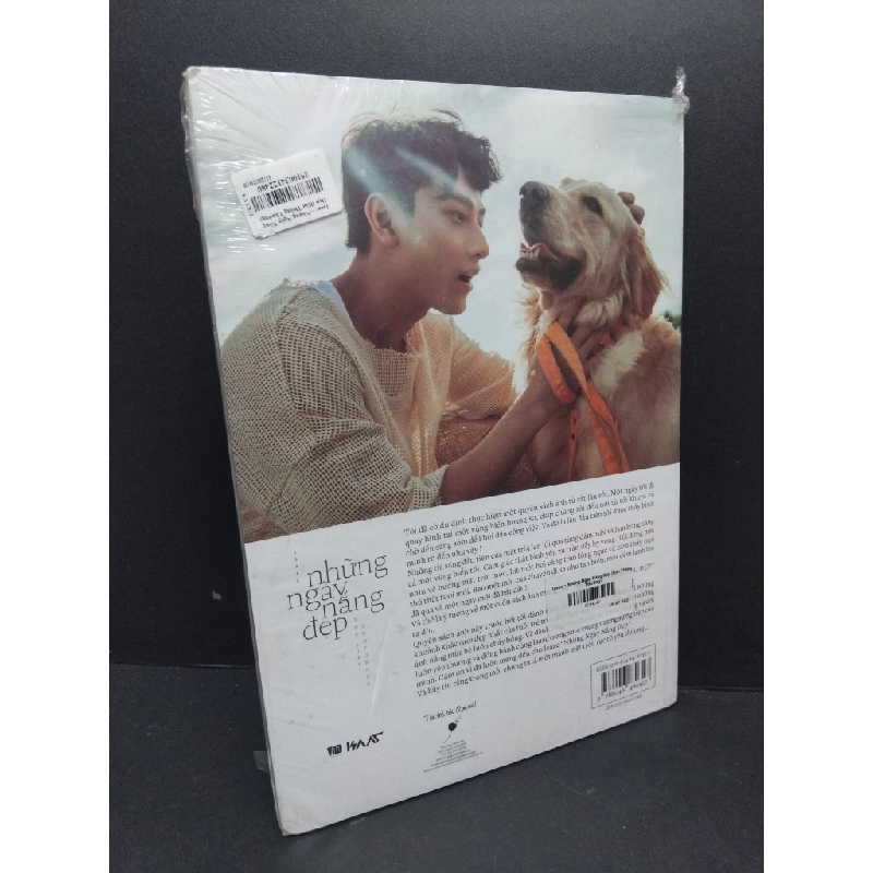 Isaac the first photobook những ngày nắng đẹp mới 100% HCM2809 VĂN HỌC 340048
