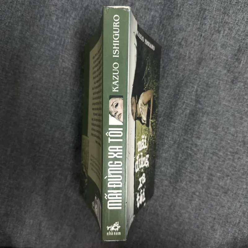 Mãi đừng xa tôi - Kazuo Ishiguro 1012833