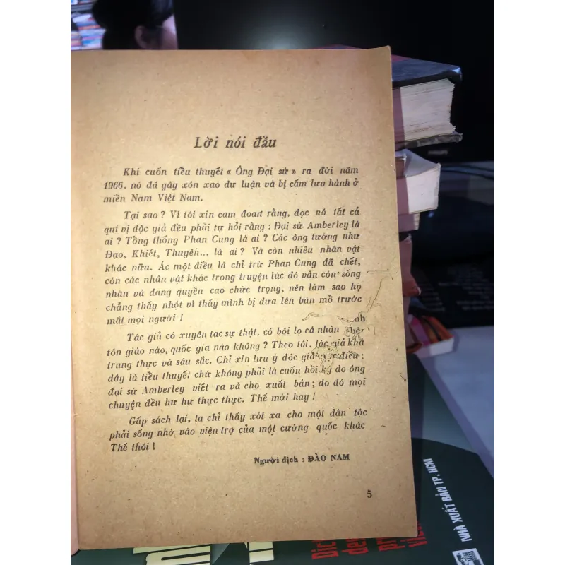 Ông đại sứ - Morris L. West 1029336